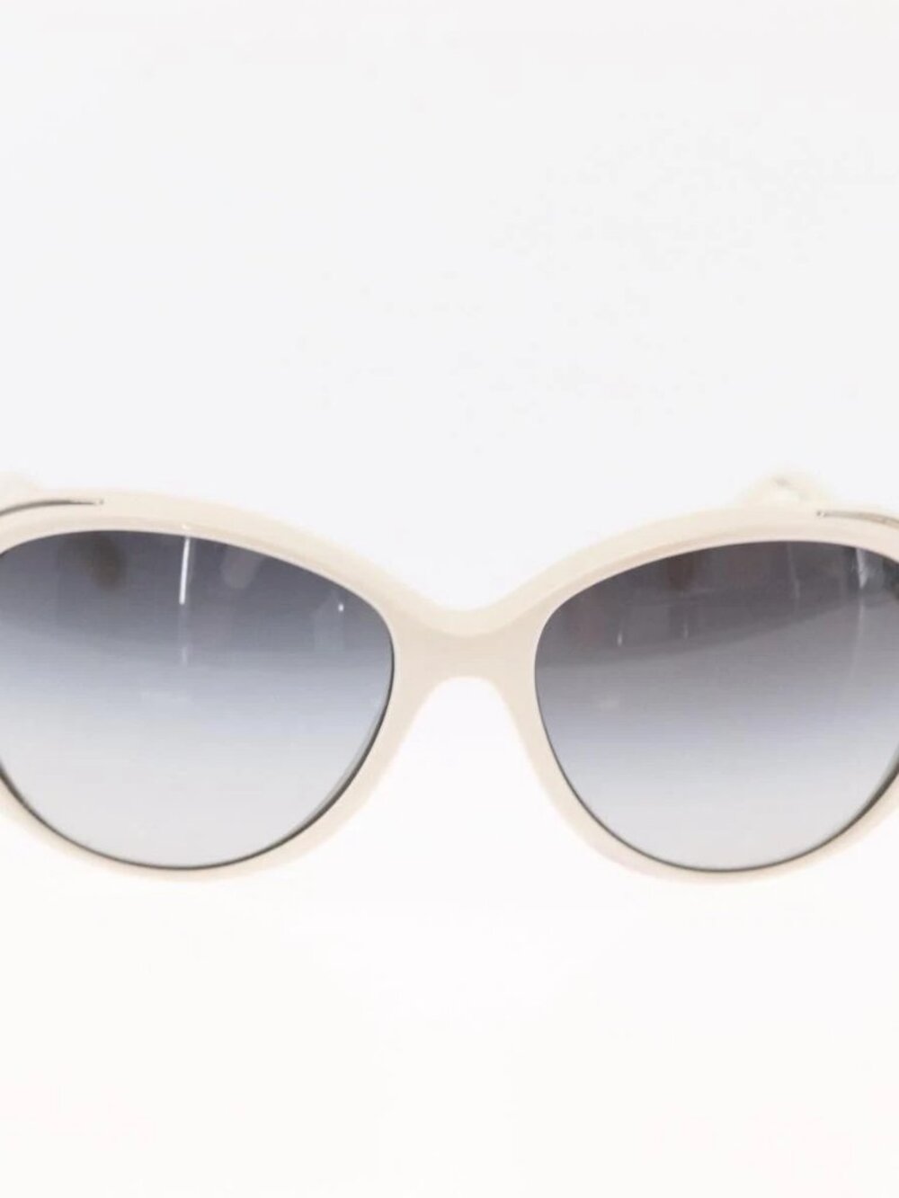 CHANEL Sunglasses plastic White CC Auth BA9081 - Picture 2 of 11